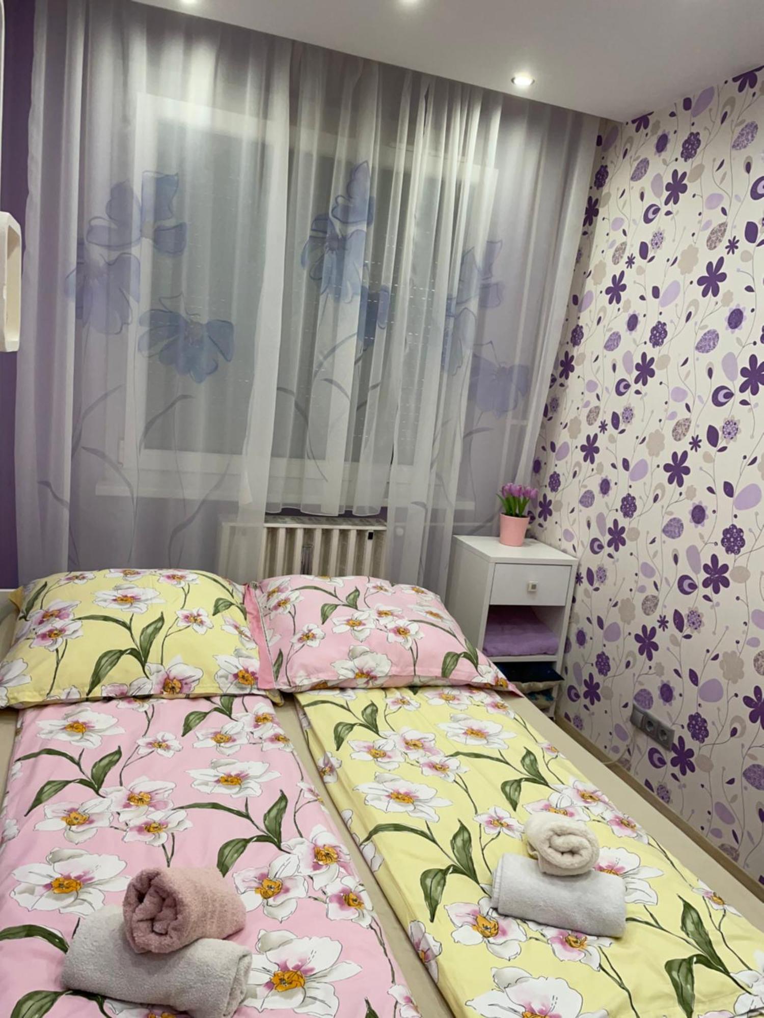 Igenyes Lakas Apartment Seghedin Exterior foto
