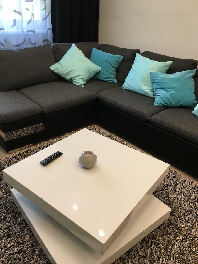 Igenyes Lakas Apartment Seghedin Exterior foto